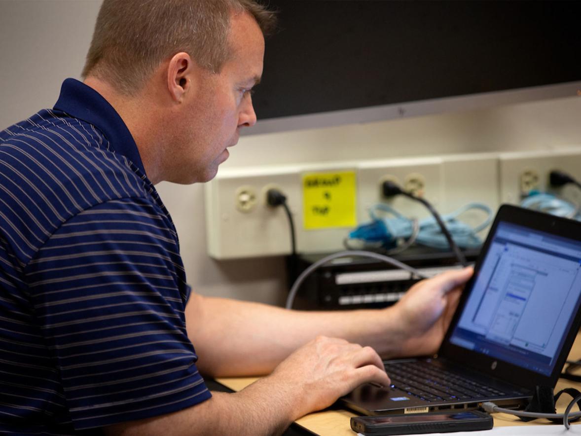 Student in the CNIT Lab.