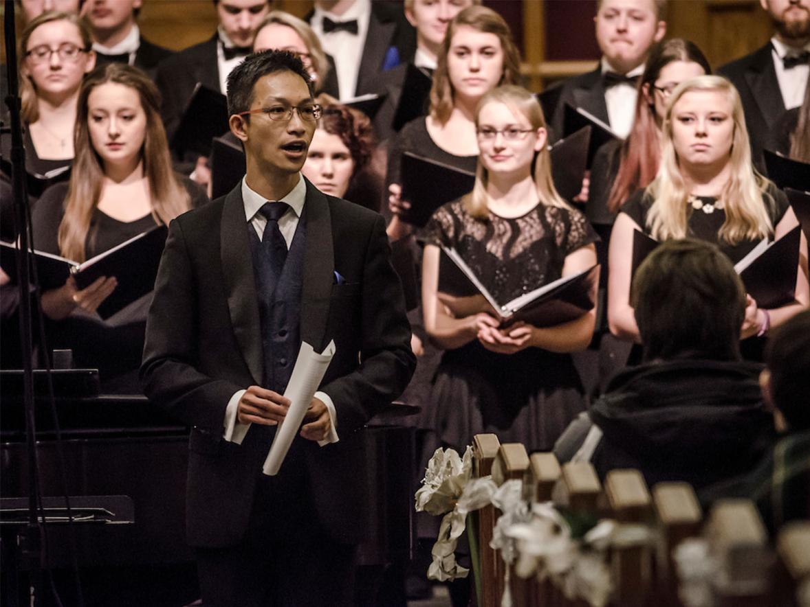 Director of Choral Activities Jerry Hui and the UW-Stout Symphonic Singers