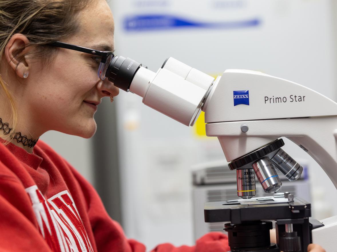 Emily Dzikowich, a dietetics major, does research in the microbiology lab at UW-Stout.