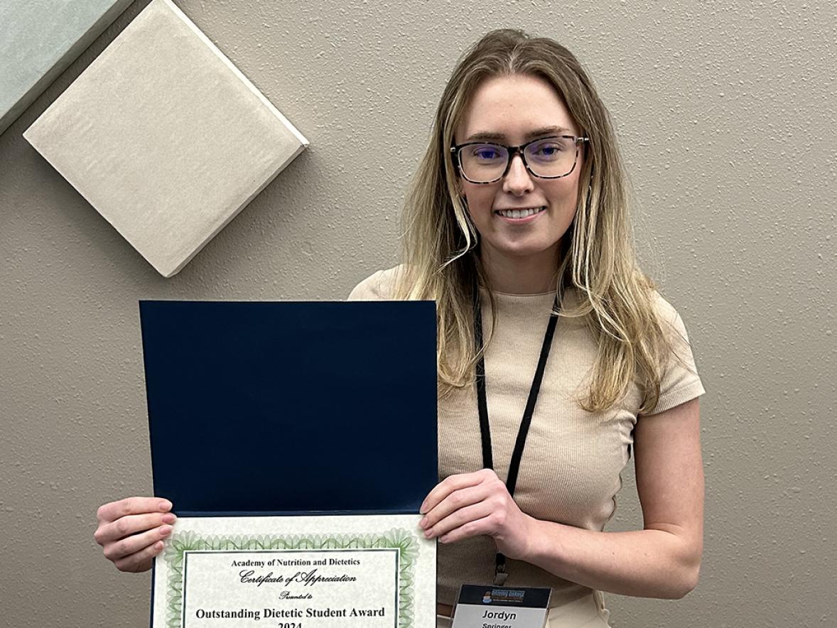 Jordyn Springer, UW-Stout dietetics senior, receives the Wisconsin Dietetics Sudent of the Year award from the Wisconsin Academy of Nutrition and Dietetics.
