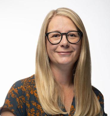 April Pierson headshot