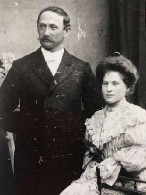 A portrait of Salomon and Helene Lowensteiner, Jacob's great-grandparents.