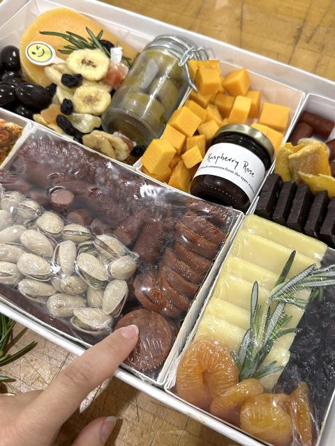 Charcuterie board with meet and cheese